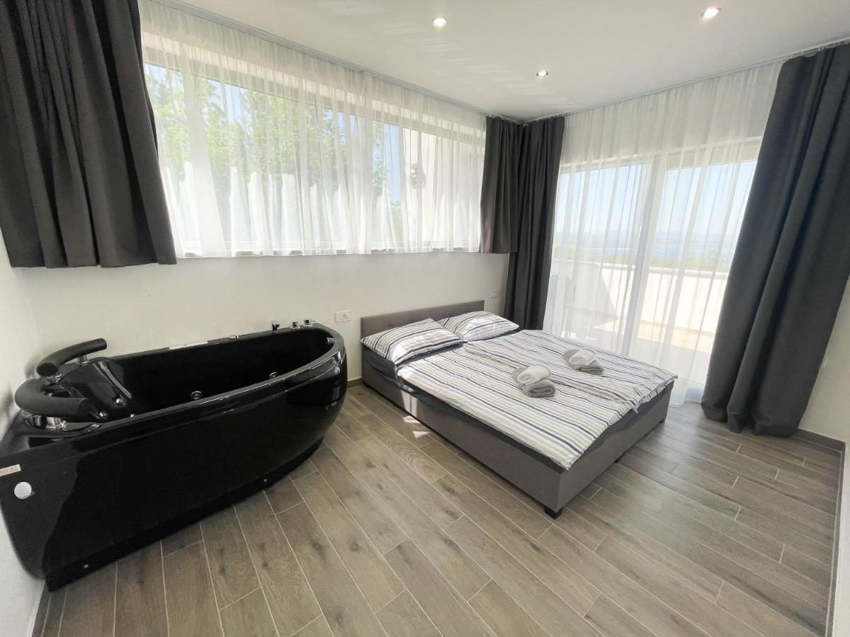 Villa Linda Crikvenica Bagian luar foto