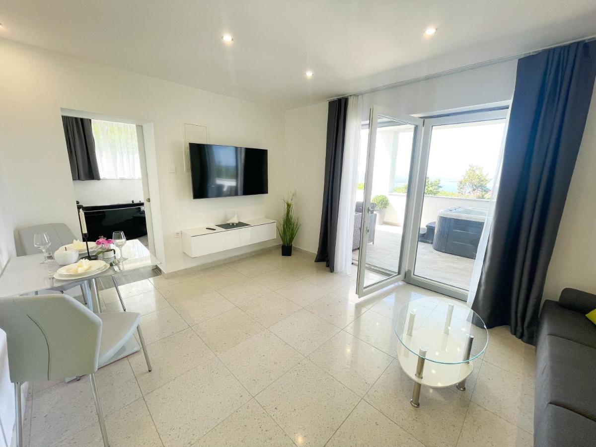Villa Linda Crikvenica Bagian luar foto
