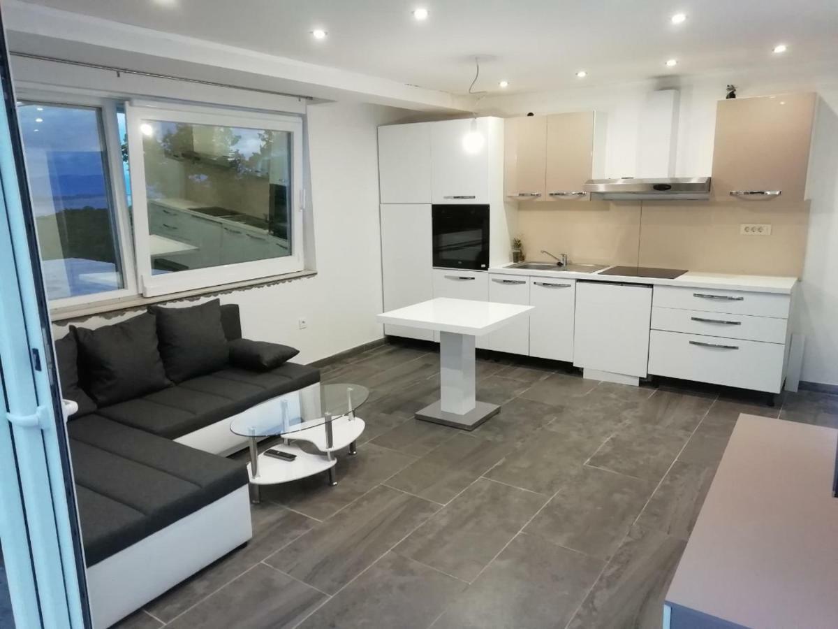 Villa Linda Crikvenica Bagian luar foto